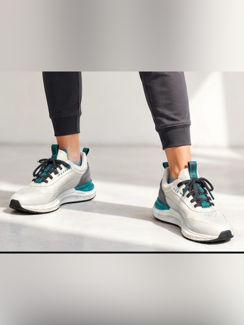 Vélez Fly Up Women’s Sneakers Size 7.5 White Teal Athletic Shoes